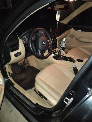 BMW X1 2.0 16V TURBO GASOLINA SDRIVE20I 4P AUTOMÁTICO BMW X1 2.0 16V TURBO GASOLINA SDRIVE20I 4P AUTOMÁTICO